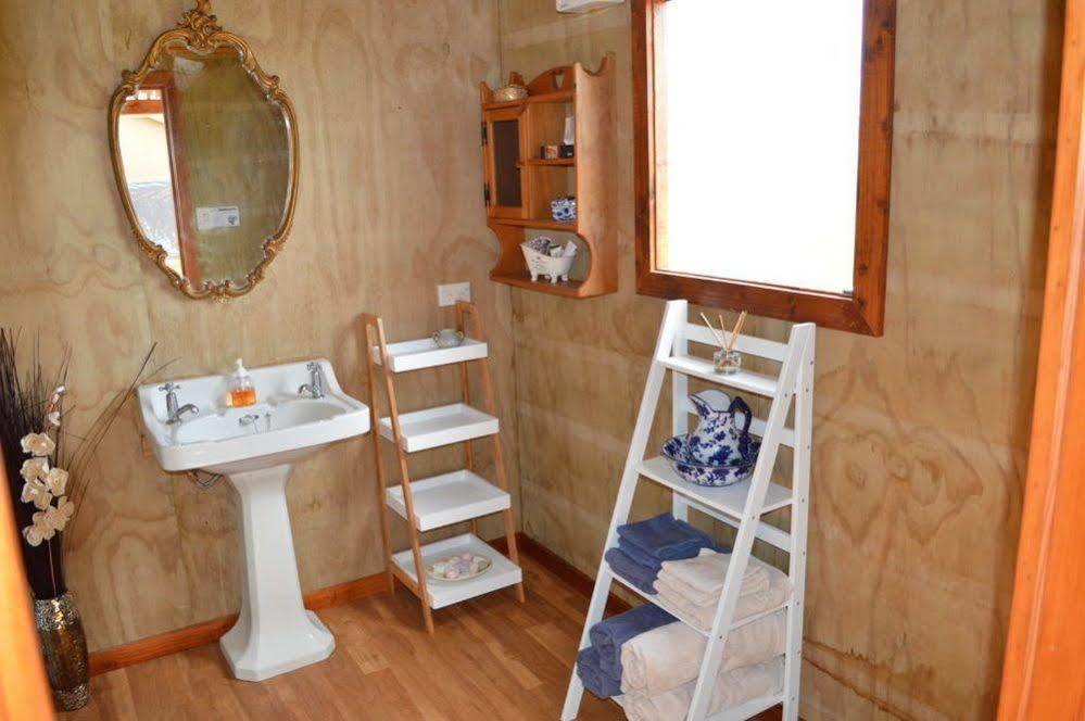 Country Retreat Glamping Hotell New Plymouth Exteriör bild