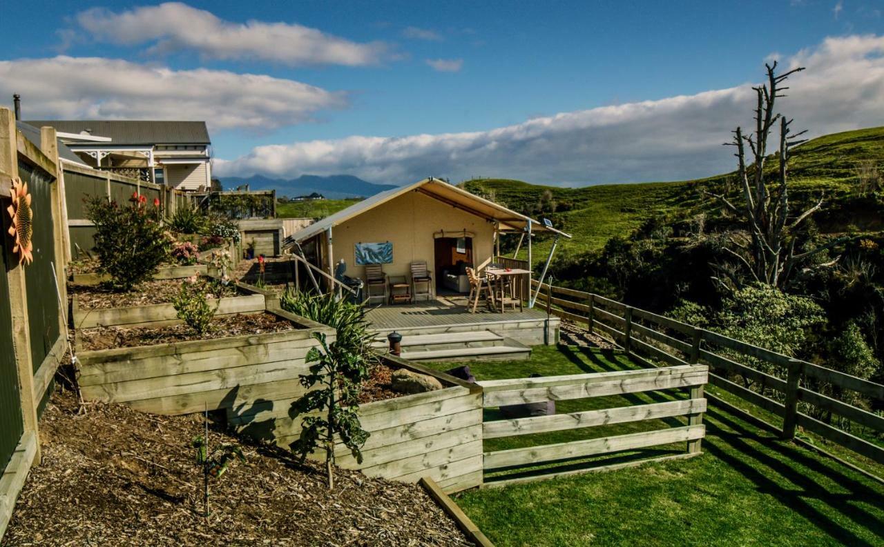 Country Retreat Glamping Hotell New Plymouth Exteriör bild